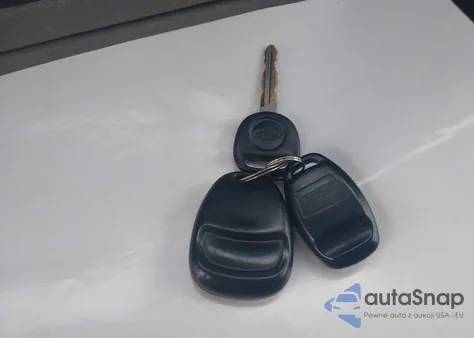 2006 Chevrolet Avalanche 1500 Z71 from USA, damaged, VIN 3GNEK12Z06G197166